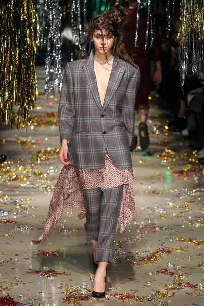Look 6